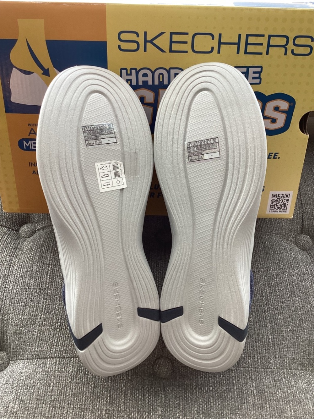 Skechers Women's Slip-Ins: On-the-GO Flex Swift - Vera Casual Sneakers, size 9.5 - Picture 8 of 11